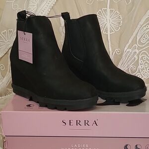 Serra Black Ladies Wedge Ankle Booties (Faux Suede)